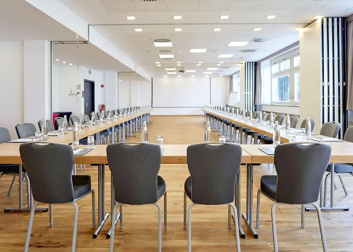 Hollywood Media Am Kurfuerstendamm 4* Berlin