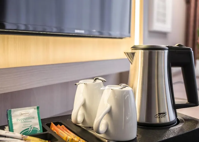 Hollywood Media Am Kurfuerstendamm