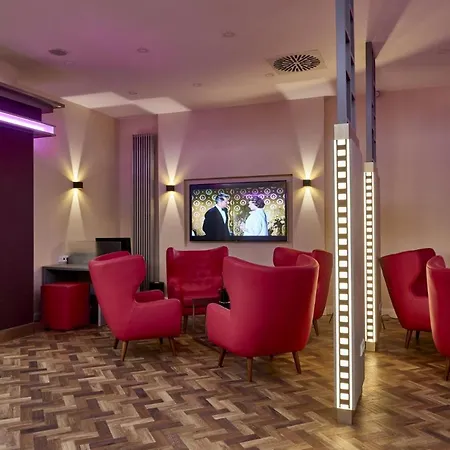 Hollywood Media Am Kurfürstendamm 4* Berlin