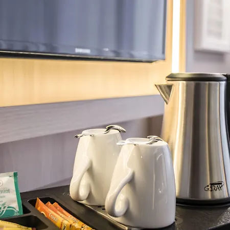 Hotel Hollywood Media Am Kurfuerstendamm 4*