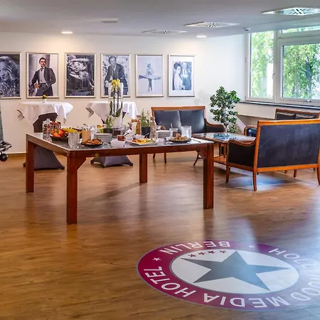Hollywood Media Am Kurfuerstendamm