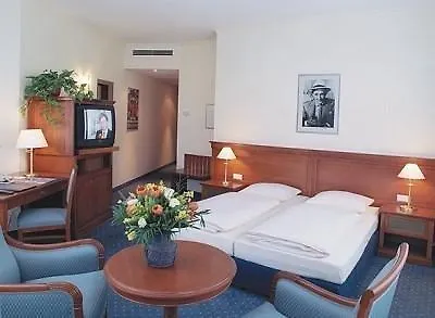 Hollywood Media Am Kurfuerstendamm 4* Berlim