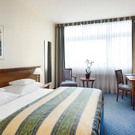 Hollywood Media Am Kurfuerstendamm 4* Berlim