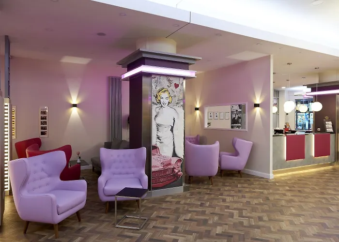 Hotel Hollywood Media Am Kurfürstendamm 4*