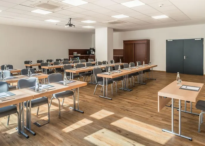 Hollywood Media Am Kurfuerstendamm 4* Berlino