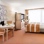 Hollywood Media Am Kurfuerstendamm Hotel Berlin