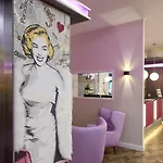 Hollywood Media Am Kurfuerstendamm 4* Berlin