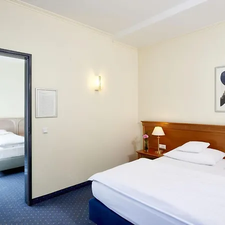 헐리우드 미디어 암 쿠르퓌르스텐담 베를린