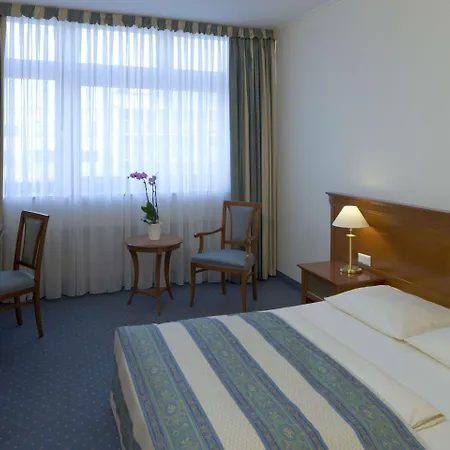 호텔 헐리우드 미디어 암 쿠르퓌르스텐담 베를린