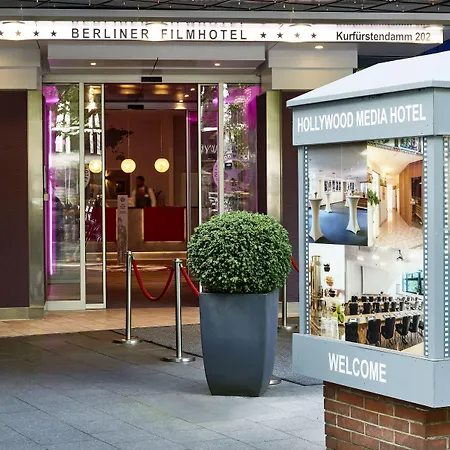 Hollywood Media Am Kurfürstendamm Hotel 4*