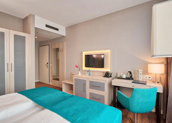 Hollywood Media Am Kurfuerstendamm Hotel 4*